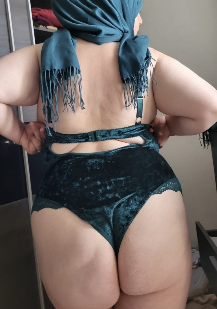 Gülbağ Türbanlı Escort