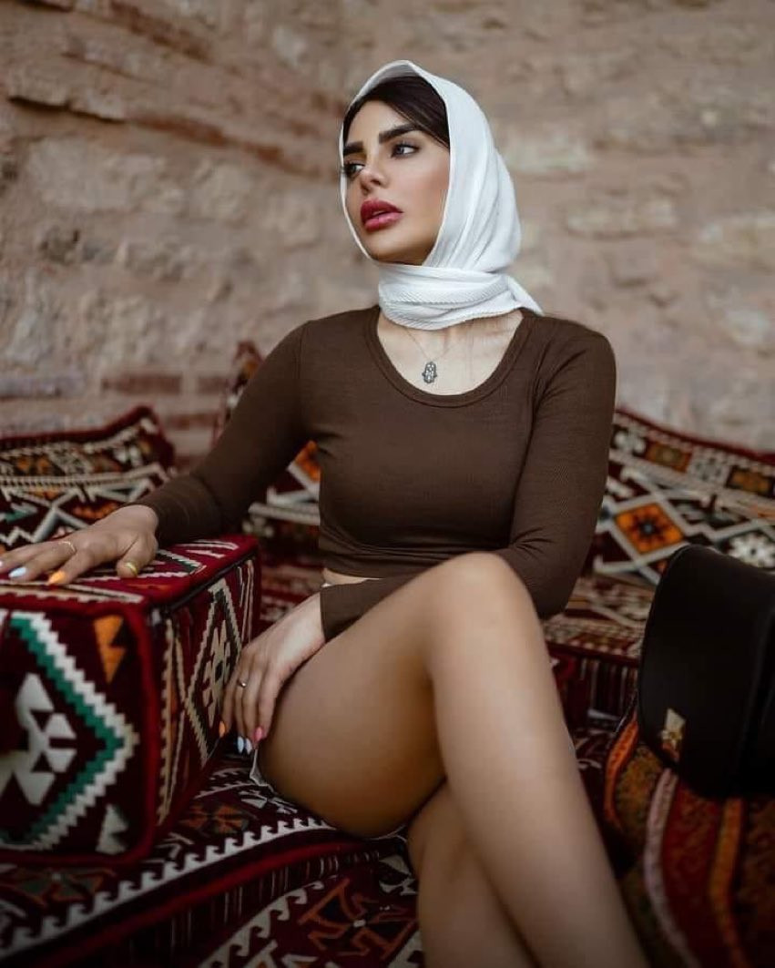 Kemerdere Türbanlı Escort