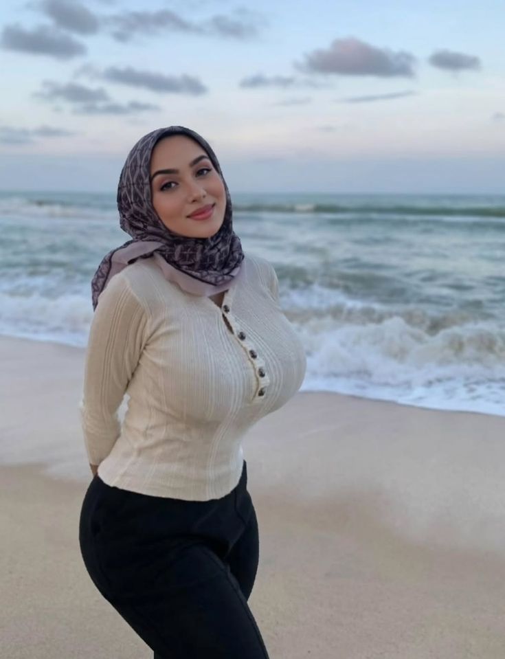 Topkapı Türbanlı Escort